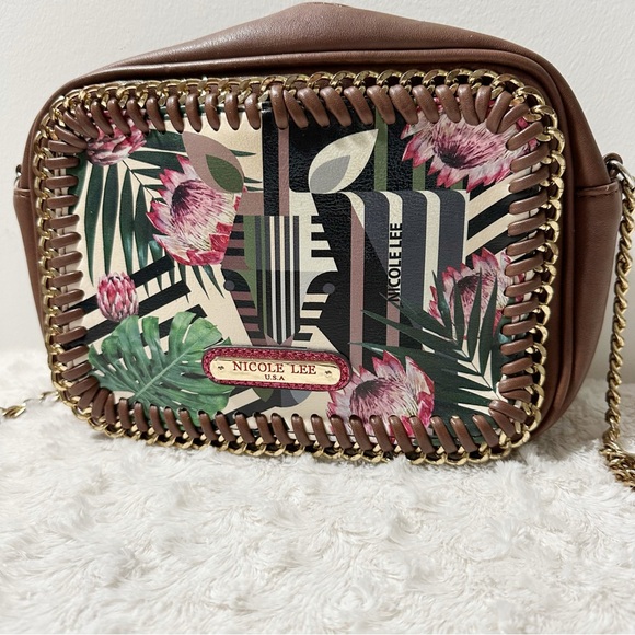 Nicole Lee Purse - Picture 3 of 5